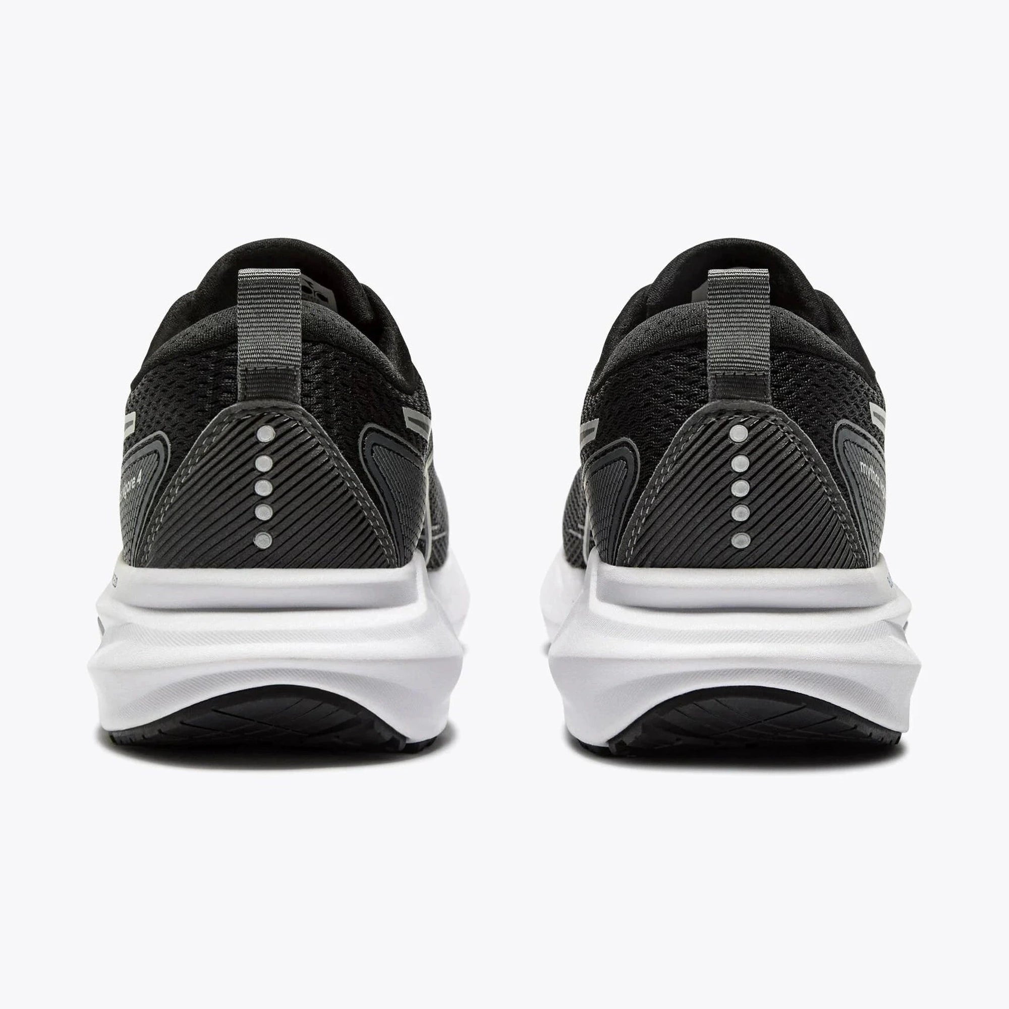 Diadora - Mythos Blushield Vigore 4 Heren