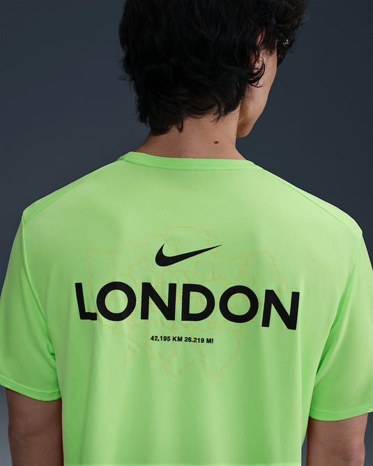 Nike City Marathon Miler Tee Heren