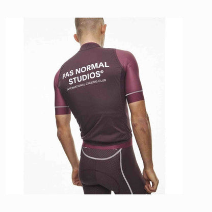 Pas Normal Studios - Mechanism Stow Away Gilet - Light Burgundy