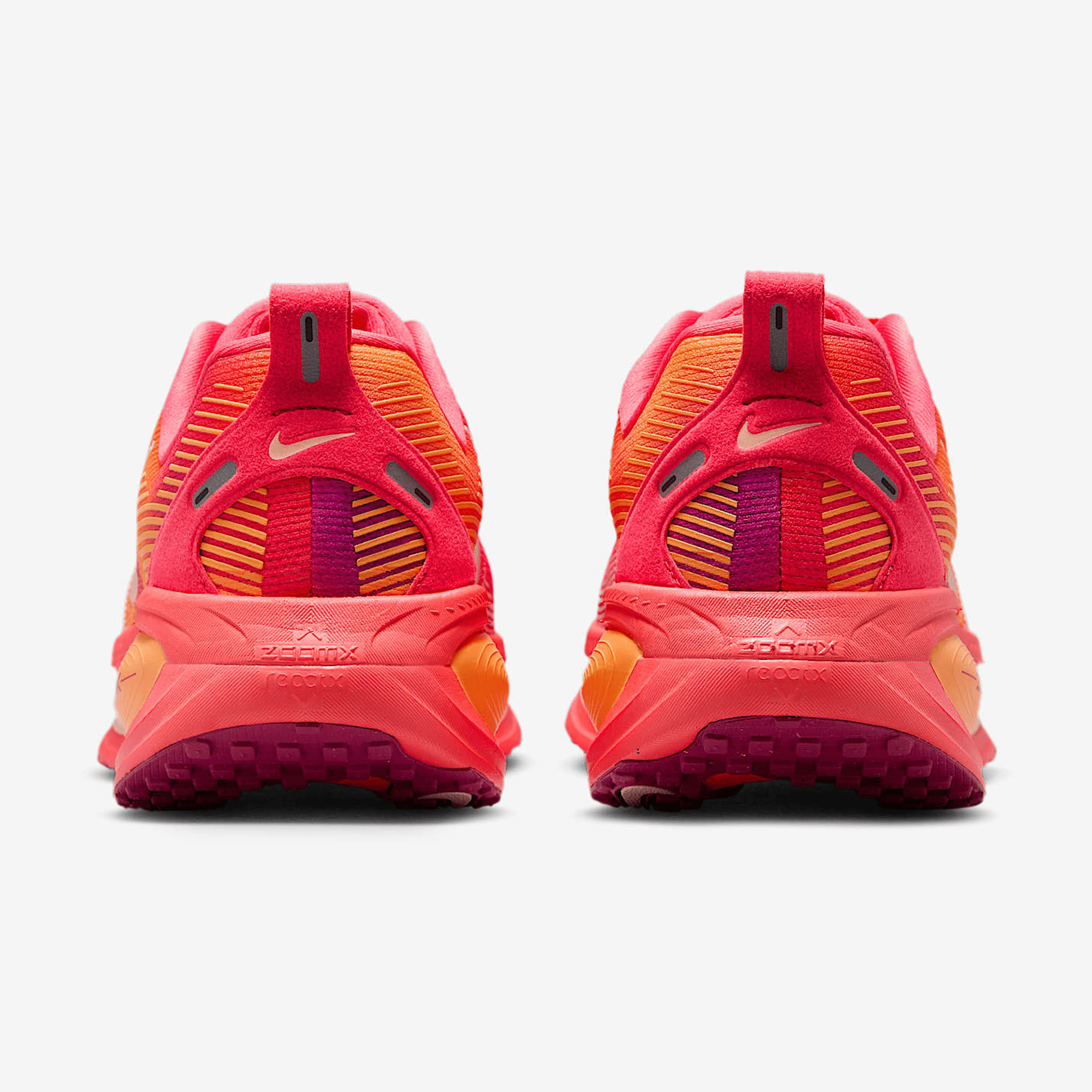 Nike - Vomero 18 SE Dames